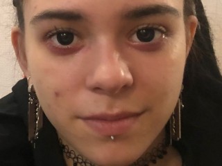 Lorna_Lewis webcam girl as a performer. Gallery photo 1.