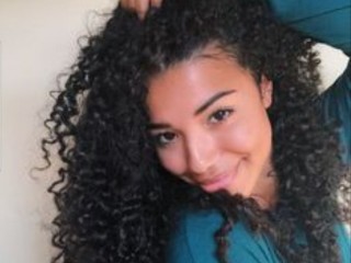 Alixdouce webcam girl as a performer. Gallery photo 1.