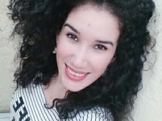 AMARANTHA_LLARDO webcam girl as a performer. Gallery photo 1.