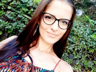 Cute_Maya webcam girl as a performer. Gallery photo 1.