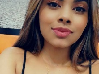 ThamaraRosse webcam girl as a performer. Gallery photo 1.