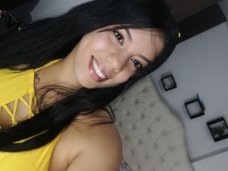 dayana_kisses webcam girl as a performer. Gallery photo 1.