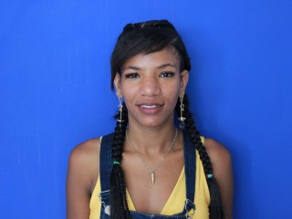 ClariseLouis webcam girl as a performer. Gallery photo 1.