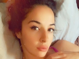 SexyHarleyR webcam girl as a performer. Gallery photo 1.