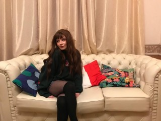 MinaSanna webcam girl as a performer. Gallery photo 4.