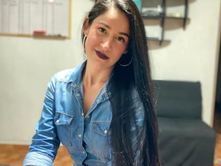 grace_phillips webcam girl as a performer. Gallery photo 6.