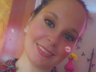 CheekyStunner webcam girl as a performer. Gallery photo 1.