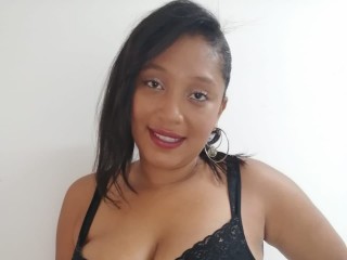 NatasshaWilliams webcam girl as a performer. Gallery photo 2.