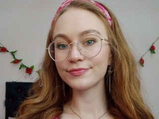 ErikaMontgomery webcam girl as a performer. Gallery photo 4.