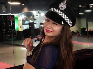 KIKIservice webcam girl as a performer. Gallery photo 4.