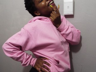 NaughteeSlender25 webcam girl as a performer. Gallery photo 1.