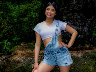 LucyBergman webcam girl as a performer. Gallery photo 3.