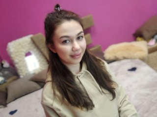 AidaSunset webcam girl as a performer. Gallery photo 1.