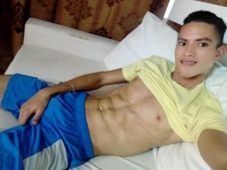 Alexmagnon