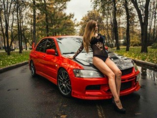 Khalifa_Mia webcam girl as a performer. Gallery photo 1.