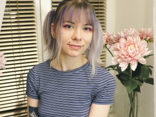 CheshireAlice webcam girl as a performer. Gallery photo 1.