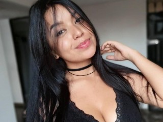 Nathalylove webcam girl as a performer. Gallery photo 2.