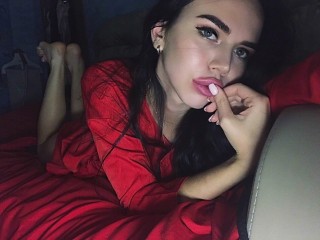 APHRODITE_IDEAL webcam girl as a performer. Gallery photo 1.