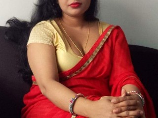 Indian_pooja webcam girl as a performer. Gallery photo 1.