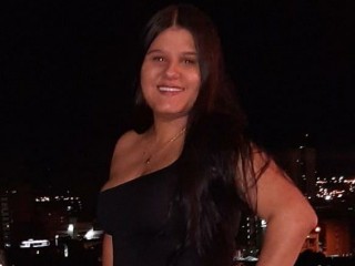 Keilyne webcam girl as a performer. Gallery photo 1.