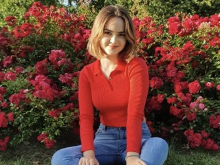 Sakura_Harumi webcam girl as a performer. Gallery photo 2.