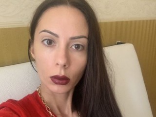 Nicole_Noir webcam girl as a performer. Gallery photo 4.