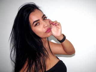 SallyTaylor webcam girl as a performer. Gallery photo 2.