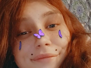 Cheybaby95 webcam girl as a performer. Gallery photo 1.