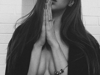 hella_joyride webcam girl as a performer. Gallery photo 2.