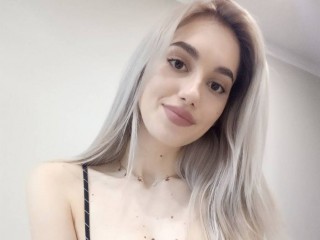 Theblondy webcam girl as a performer. Gallery photo 1.