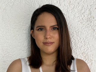 KarmillaRose99 webcam girl as a performer. Gallery photo 1.