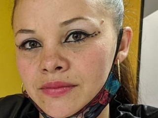 shy_lorene webcam girl as a performer. Gallery photo 1.