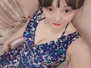 Bathshebajuan webcam girl as a performer. Gallery photo 4.