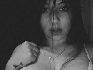 dacotha1 webcam girl as a performer. Gallery photo 3.