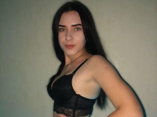 Strawbery webcam girl as a performer. Gallery photo 6.