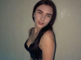 Strawbery webcam girl as a performer. Gallery photo 8.