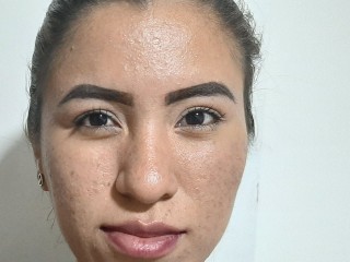 shantal_cute webcam girl as a performer. Gallery photo 2.