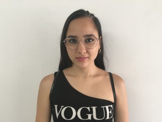 Pretty_Valentinna webcam girl as a performer. Gallery photo 1.