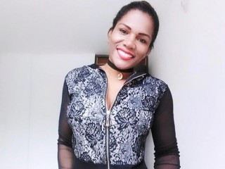 KatieCummings00 webcam girl as a performer. Gallery photo 3.