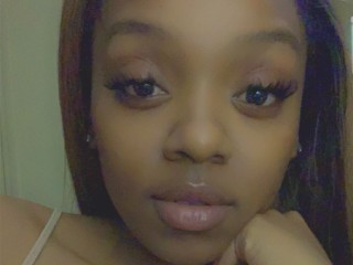 Lovelustlex webcam girl as a performer. Gallery photo 1.