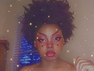 PrincessUsagiTsukiki webcam girl as a performer. Gallery photo 1.