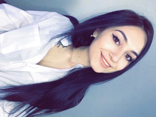 U_Anna webcam girl as a performer. Gallery photo 2.