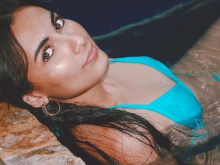 DanaAnderson webcam girl as a performer. Gallery photo 3.