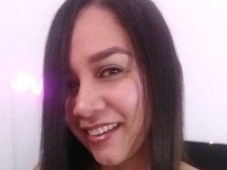 sophie_love69 webcam girl as a performer. Gallery photo 3.