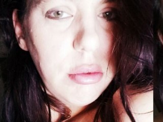 ThatGirl2020 webcam girl as a performer. Gallery photo 2.