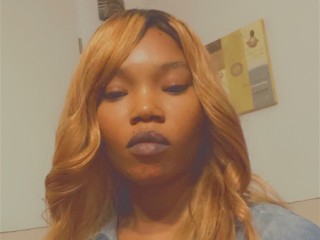 Andy75 webcam girl as a performer. Gallery photo 2.