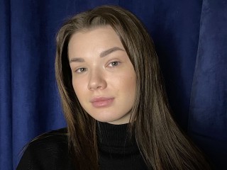 DalanyRudguer webcam girl as a performer. Gallery photo 1.