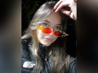 miley_cooper webcam girl as a performer. Gallery photo 1.