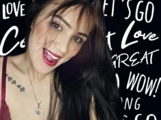 allysonn webcam girl as a performer. Gallery photo 1.