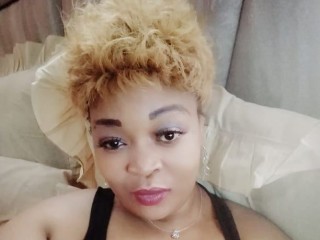 FATASS2TWERK webcam girl as a performer. Gallery photo 1.